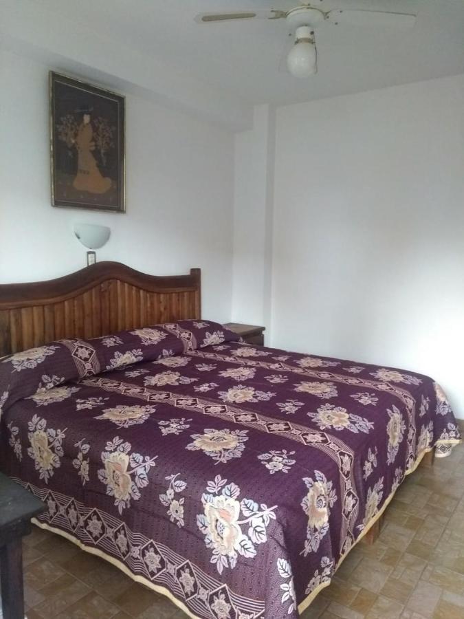 אישטפאן דה לה סאל Hotel Yara מראה חיצוני תמונה