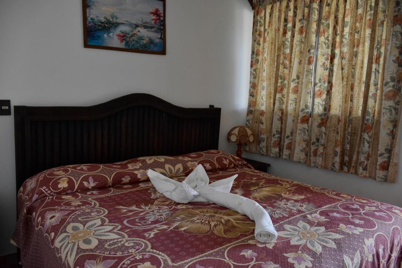 אישטפאן דה לה סאל Hotel Yara מראה חיצוני תמונה